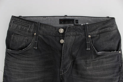 Huit : rehaussez votre style avec un jean gris intemporel