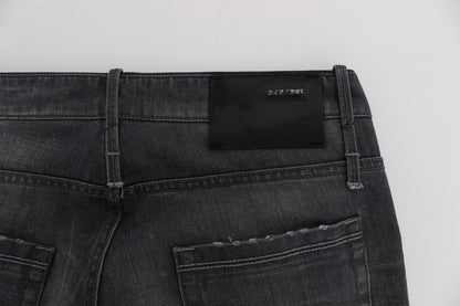 Huit : rehaussez votre style avec un jean gris intemporel