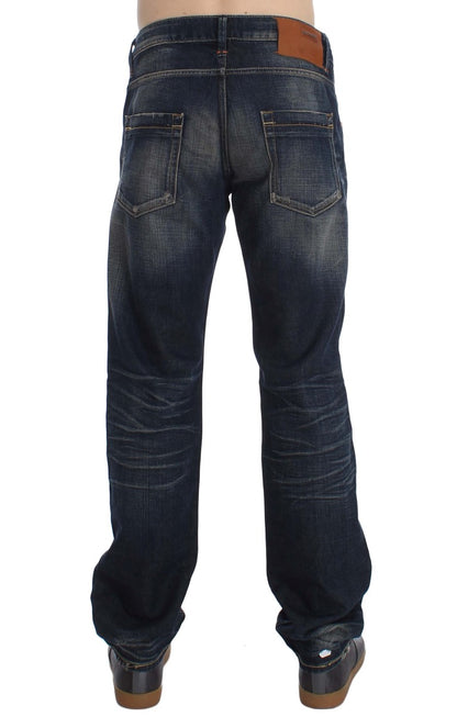 Huit jeans élégants pour homme, coupe droite, taille basse