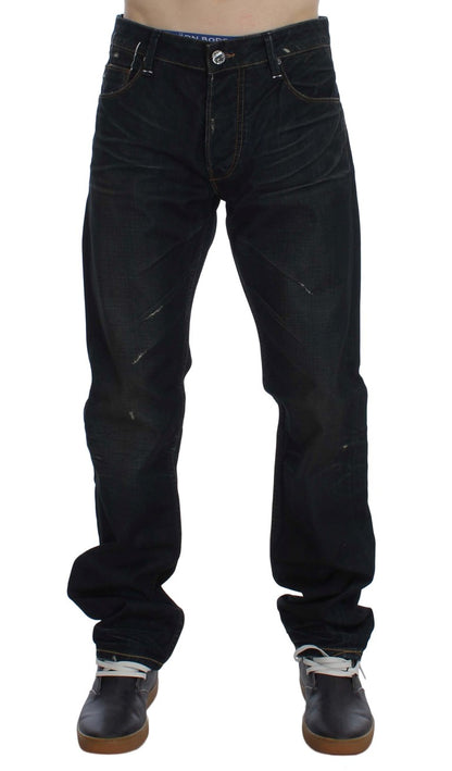 Huit jeans bleu foncé élégants coupe droite