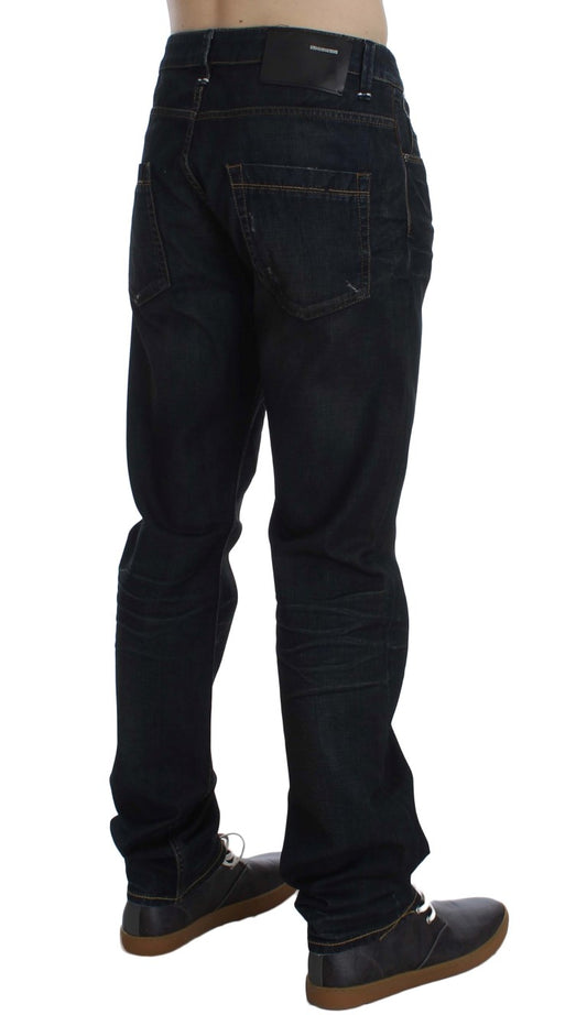 Huit jeans bleu foncé élégants coupe droite