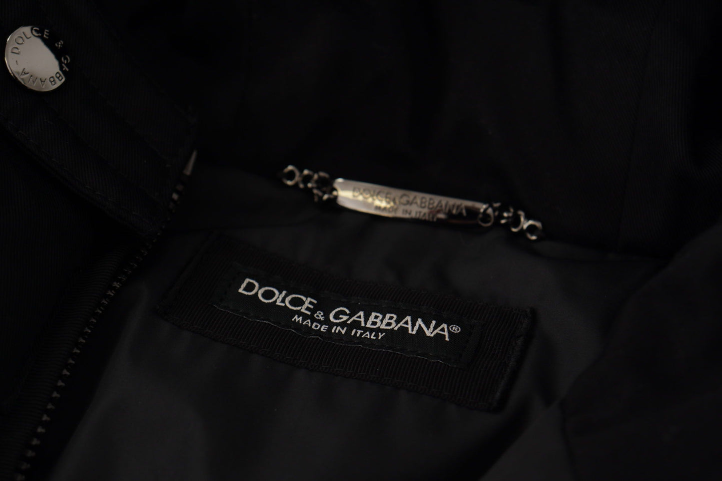 Dolce &amp; Gabbana Élégante Parka à Capuche Noire Hiver