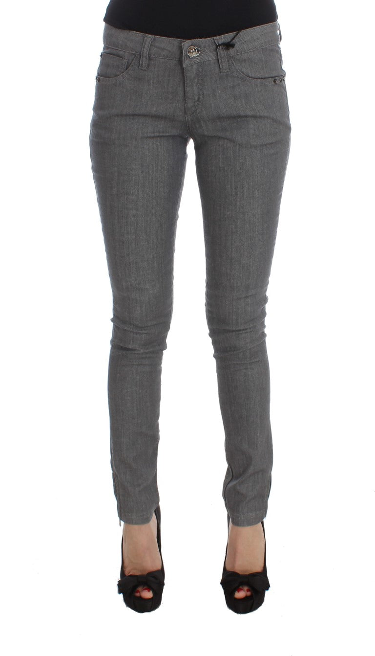 Jean slim gris chic de créateur Costume National
