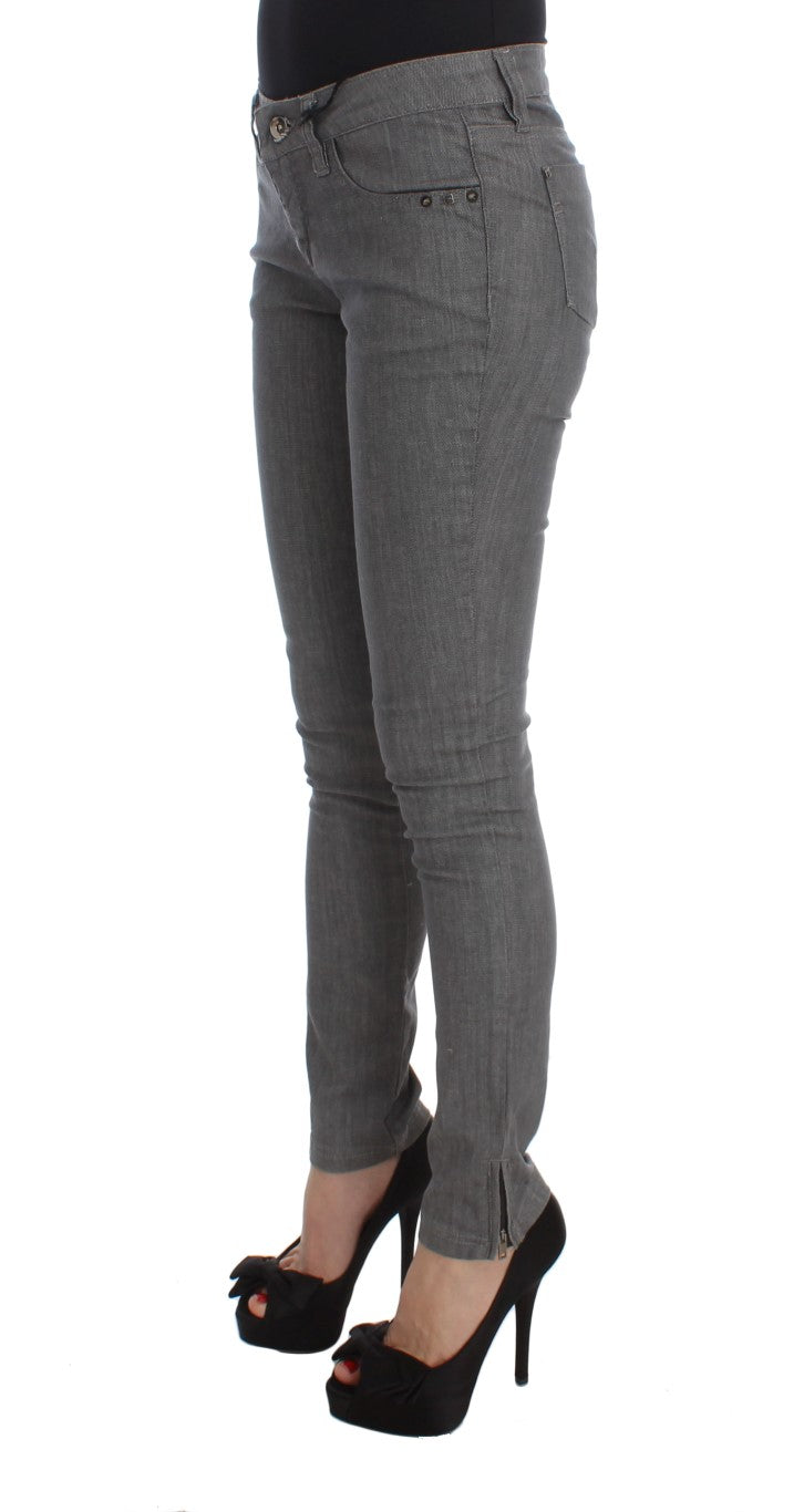 Jean slim gris chic de créateur Costume National