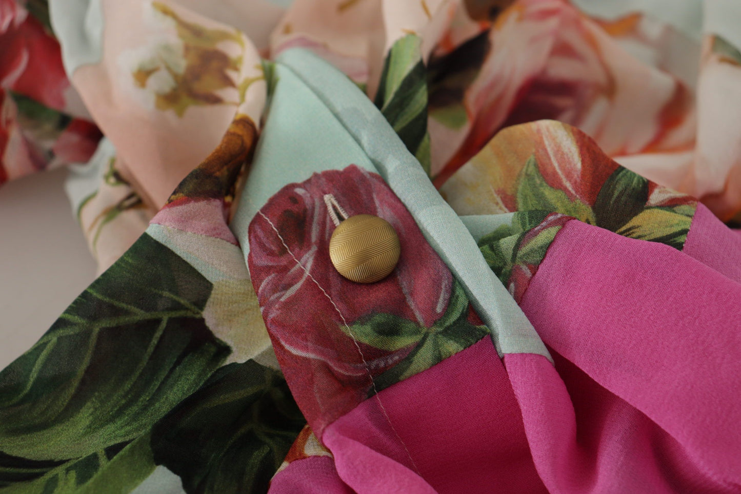 Chemisier élégant en soie à patchwork floral Dolce &amp; Gabbana