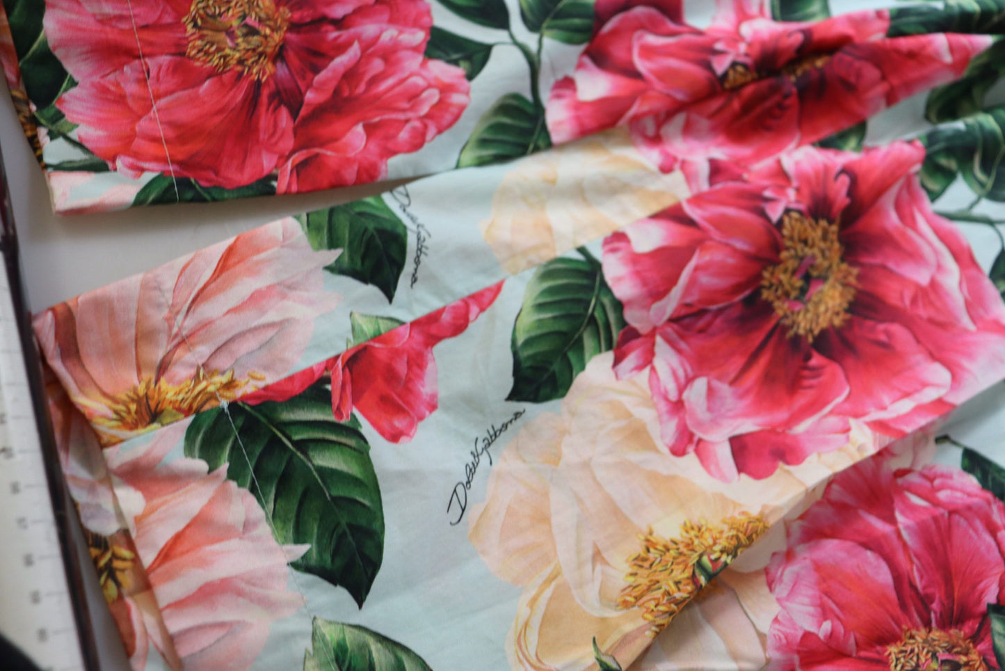 Dolce & Gabbana Multicolor Flora Printed High Waist Cropped Trouser Pants by Dolce & Gabbana