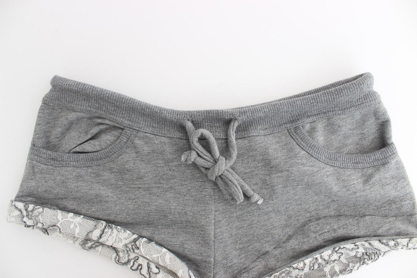 Ermanno Scervino Mini short gris chic à finitions en dentelle