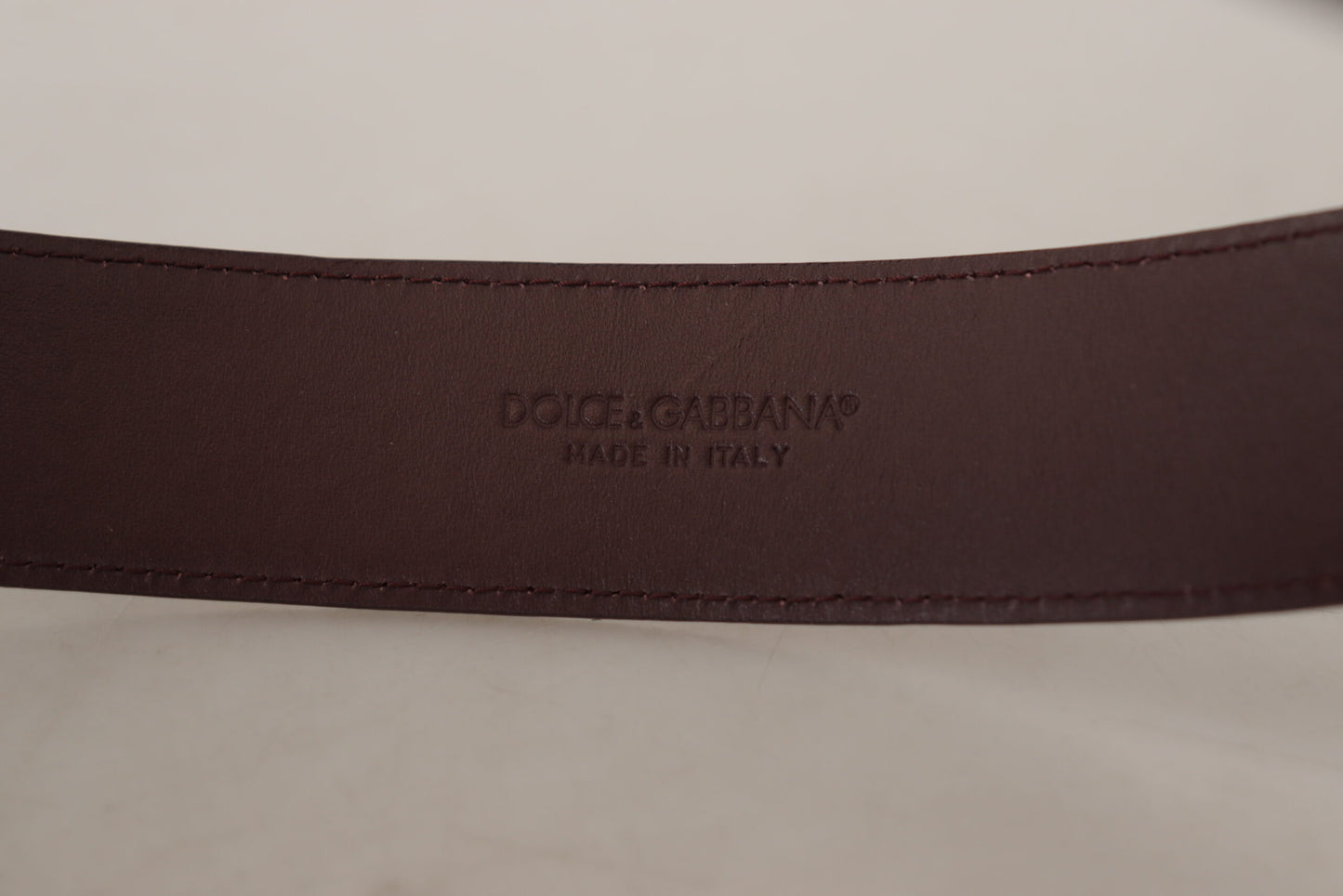 Ceinture élégante en cuir marron Dolce &amp; Gabbana avec boucle gravée