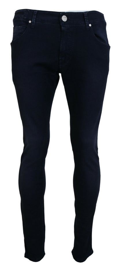 Huit jeans fuselés sophistiqués