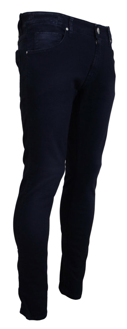 Huit jeans fuselés sophistiqués