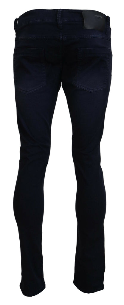 Huit jeans fuselés sophistiqués