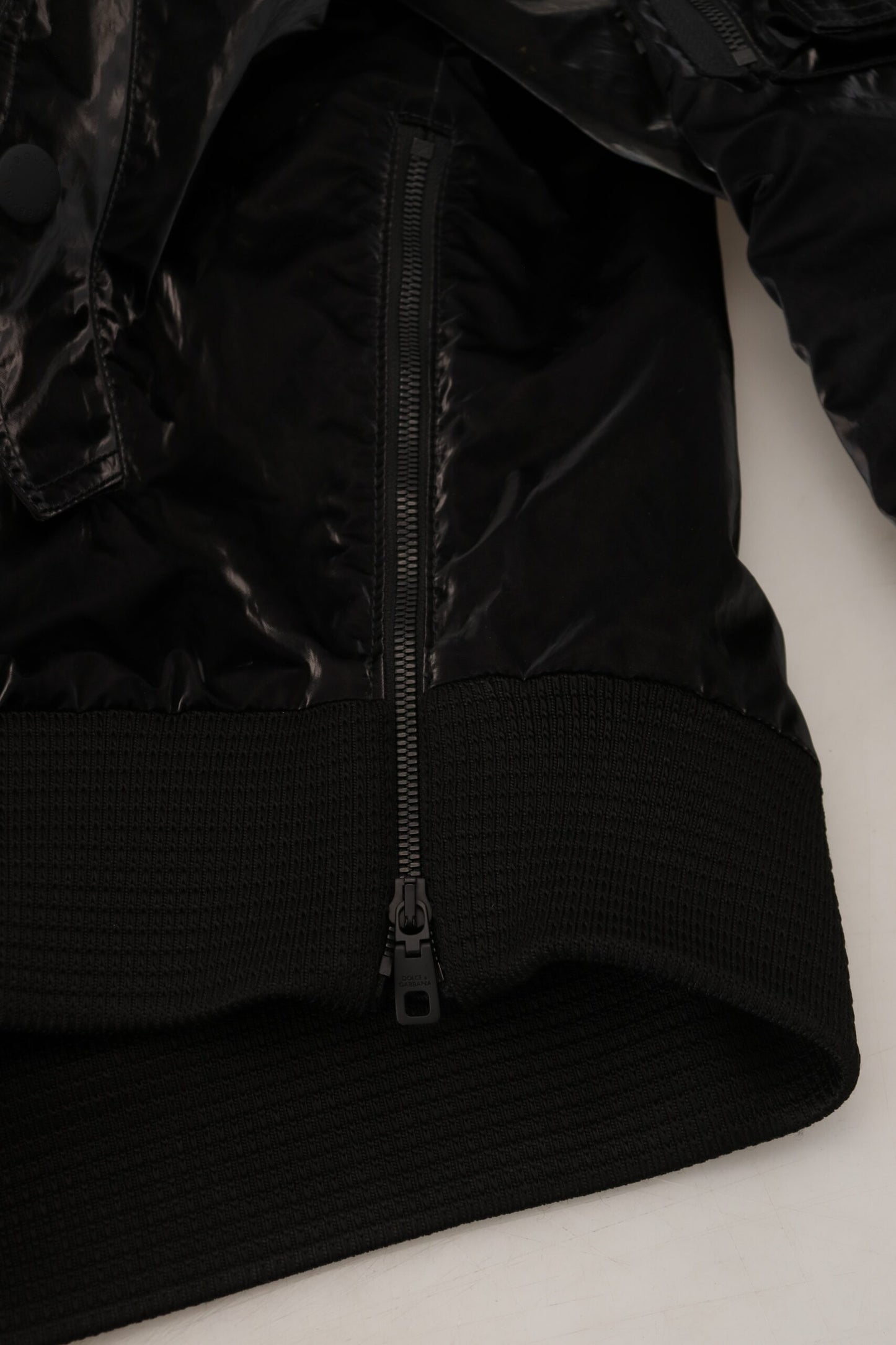 Dolce &amp; Gabbana Élégant blouson aviateur noir à capuche