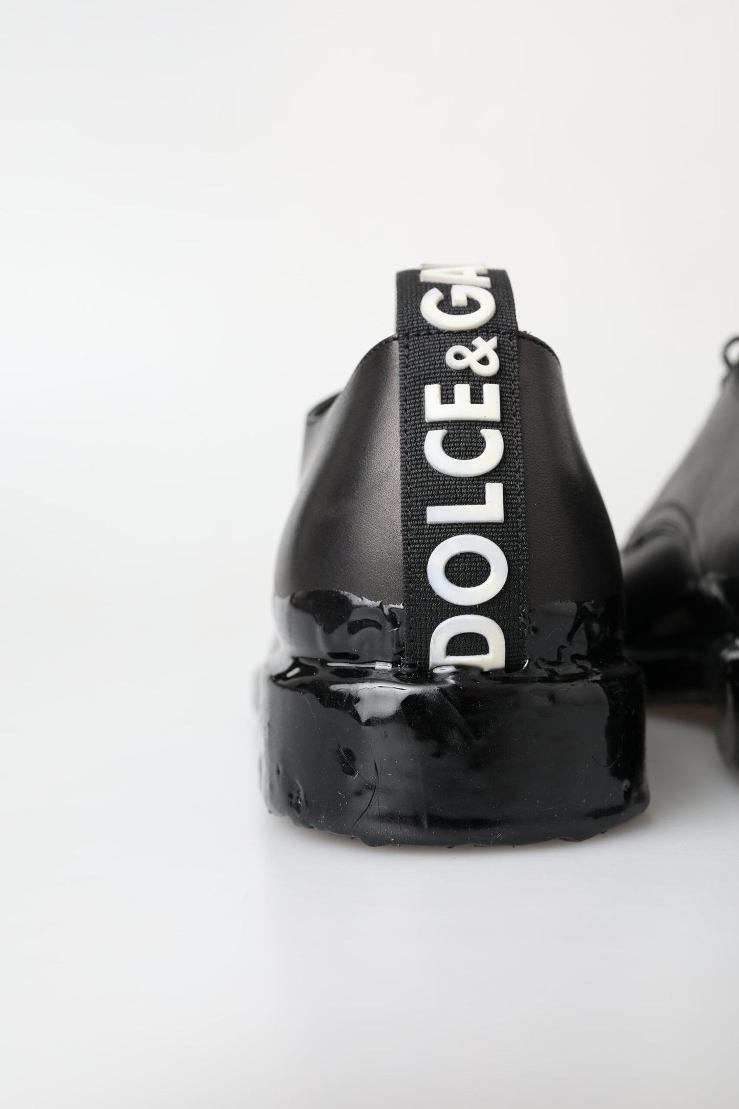 Chaussures Derby élégantes à lacets en cuir Dolce &amp; Gabbana noires