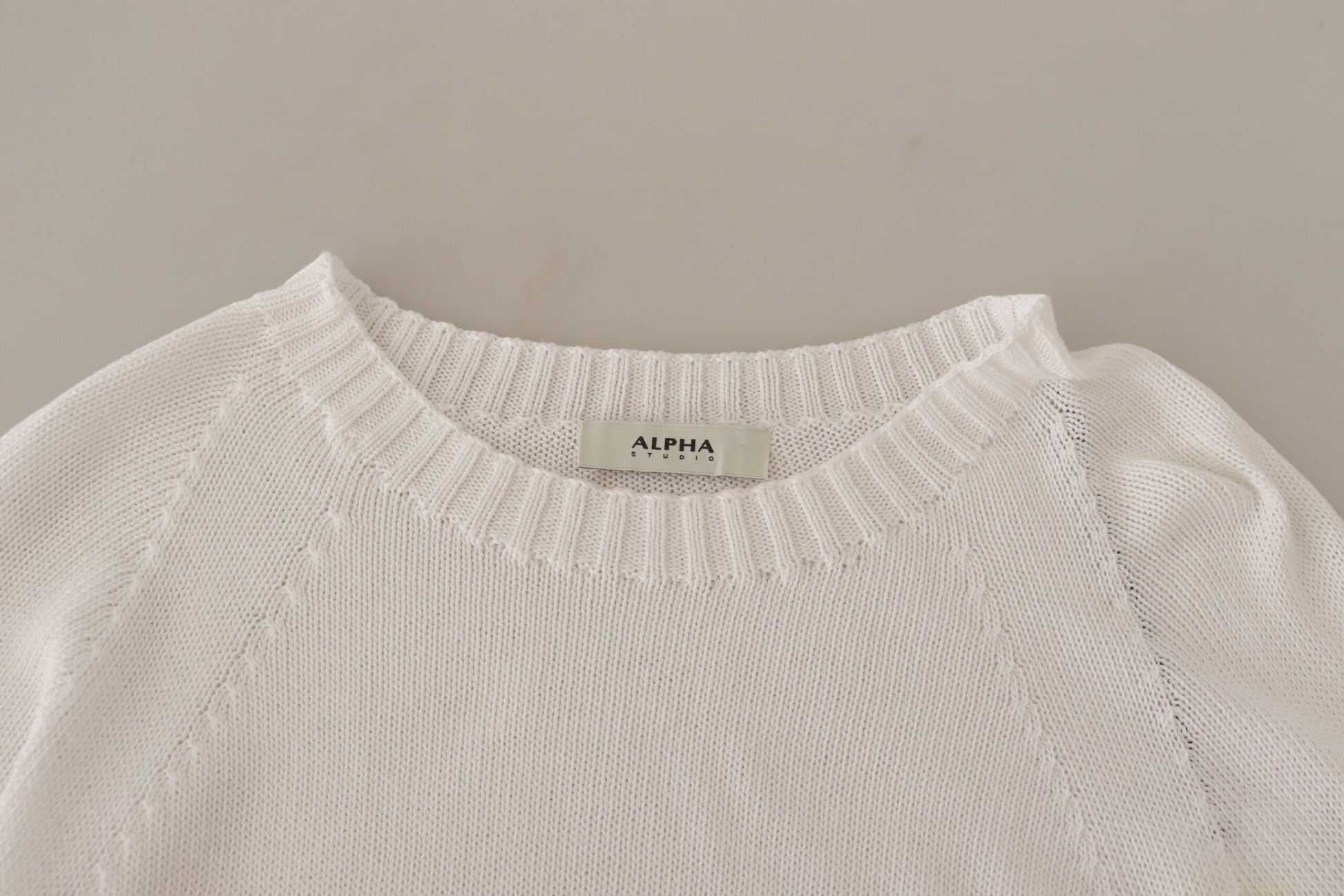 Alpha Studio White Long Sleeves Crewneck Pullover Sweater by Alpha Studio