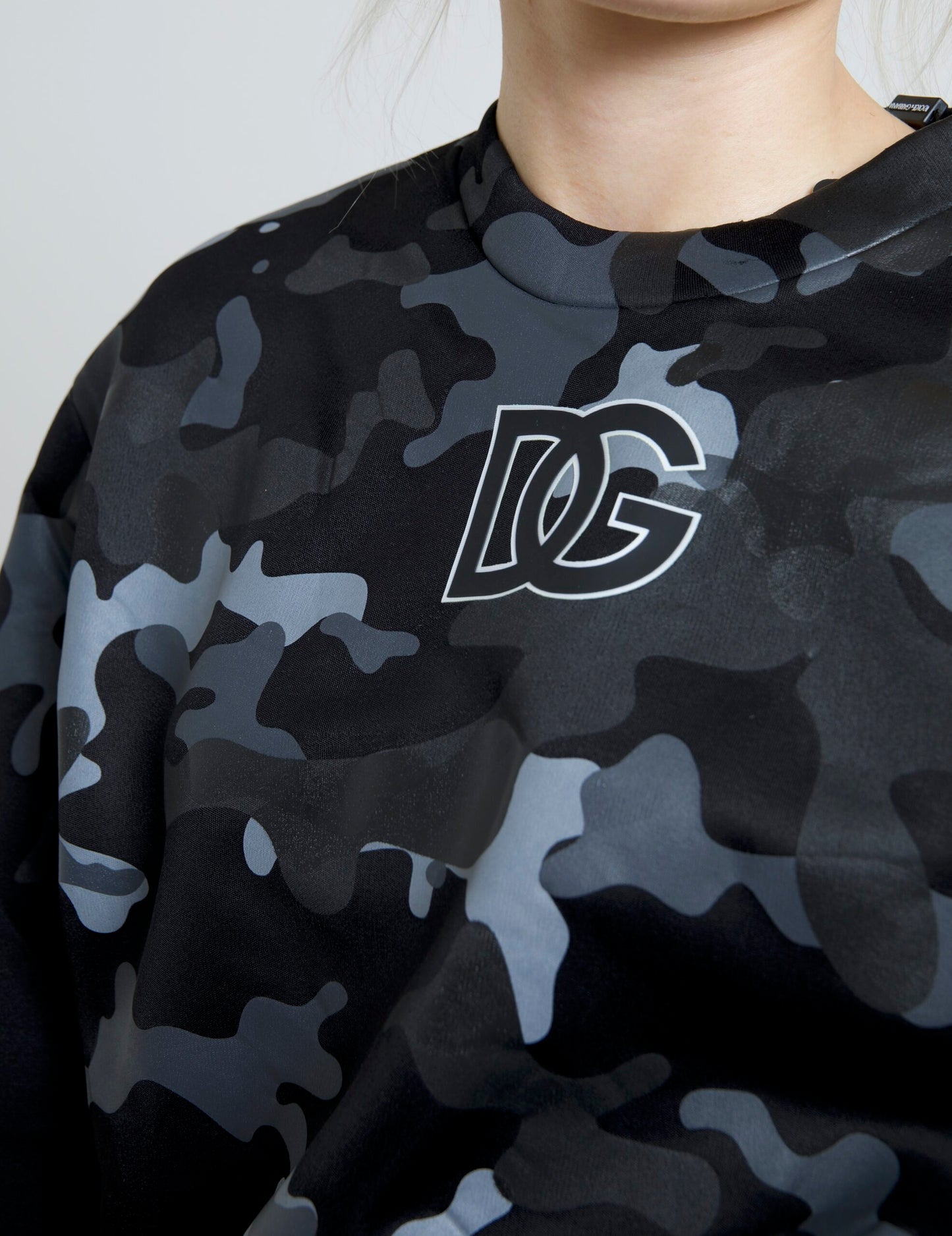 Dolce & Gabbana Black Camouflage Round Neck Sweatshirt Sweater by Dolce & Gabbana