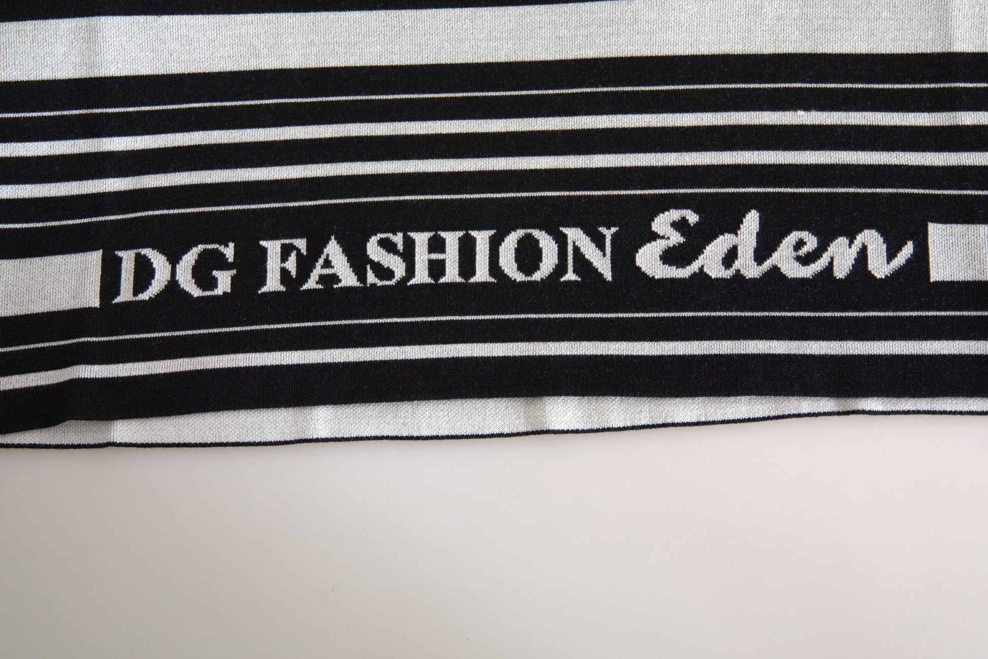 Dolce & Gabbana White Cotton DG Fashion Crew Neck Tee T-shirt by Dolce & Gabbana