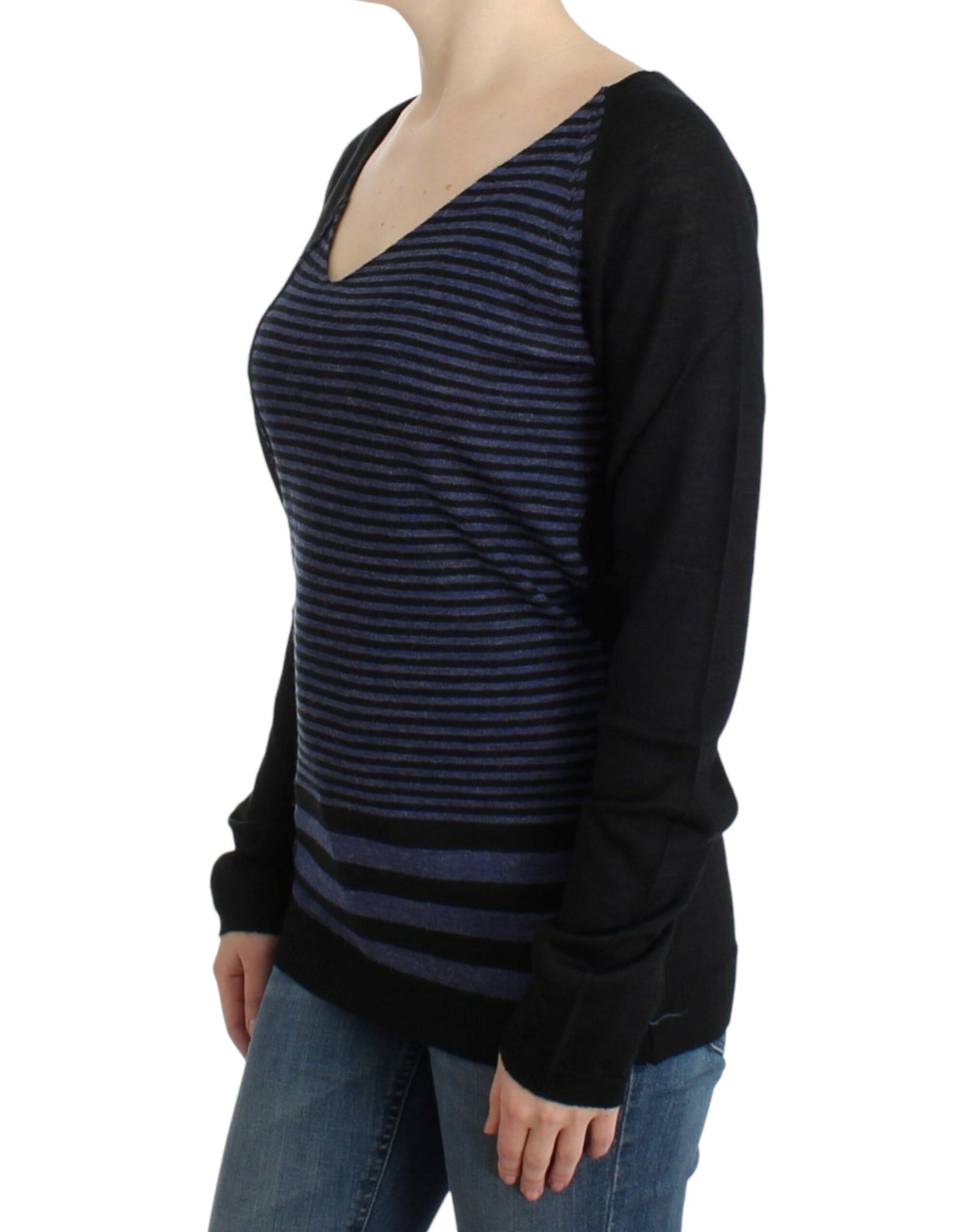 Pull de luxe à col en V et rayures Costume National