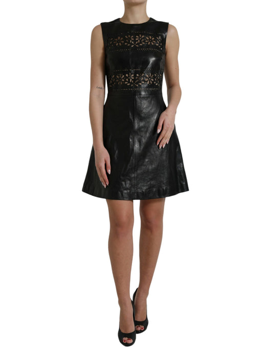 Robe courte trapèze noire élégante Valentino