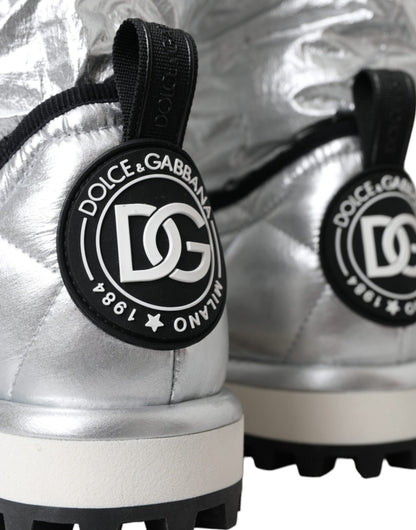 Chaussures montantes matelassées argentées métallisées Dolce &amp; Gabbana avec patch logo