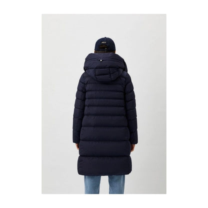 Ajoutez des vestes et un manteau en polyamide bleu