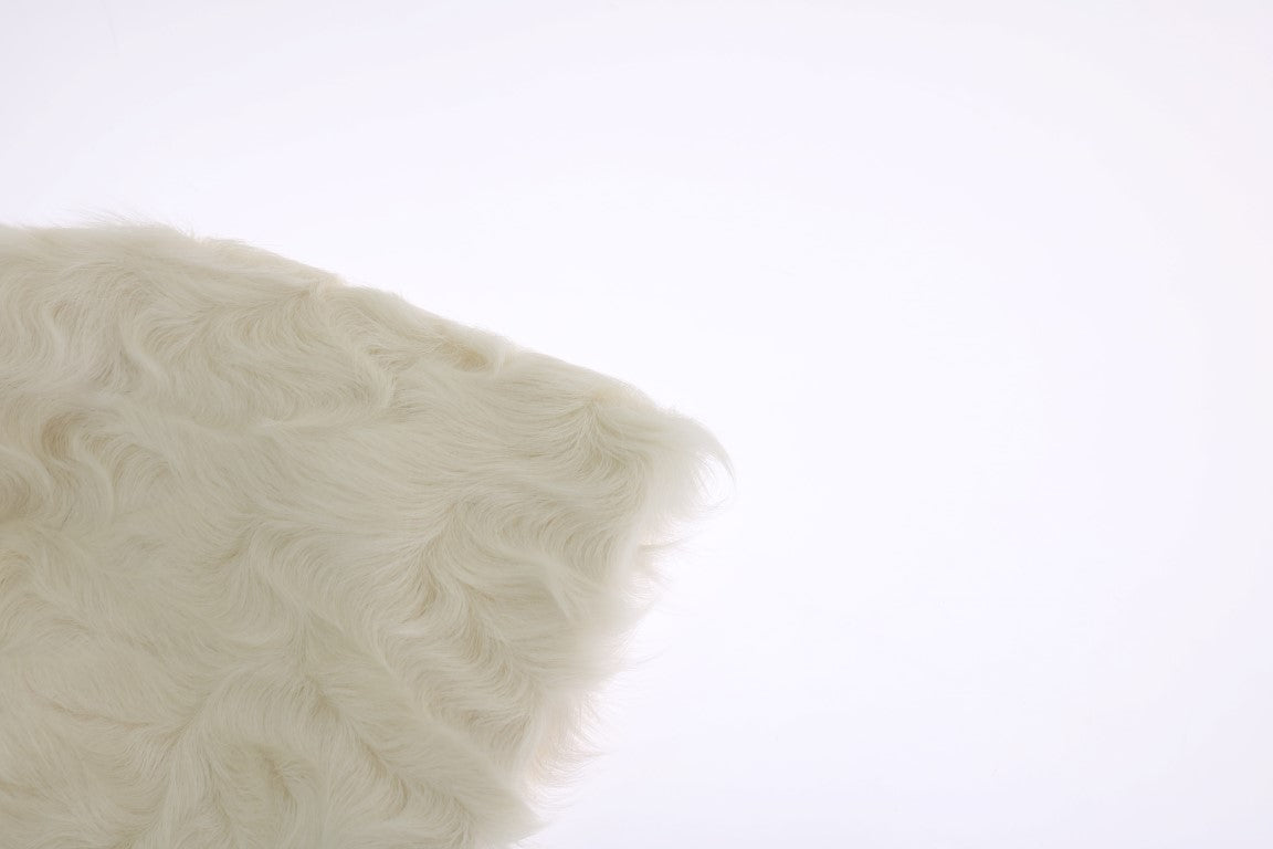 Dolce &amp; Gabbana Élégant bonnet en fourrure blanche Chapeau d'hiver de luxe