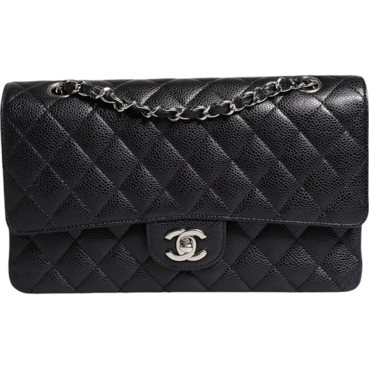 Sac à bandoulière matelassé à double rabat classique noir caviar de taille moyenne de Chanel