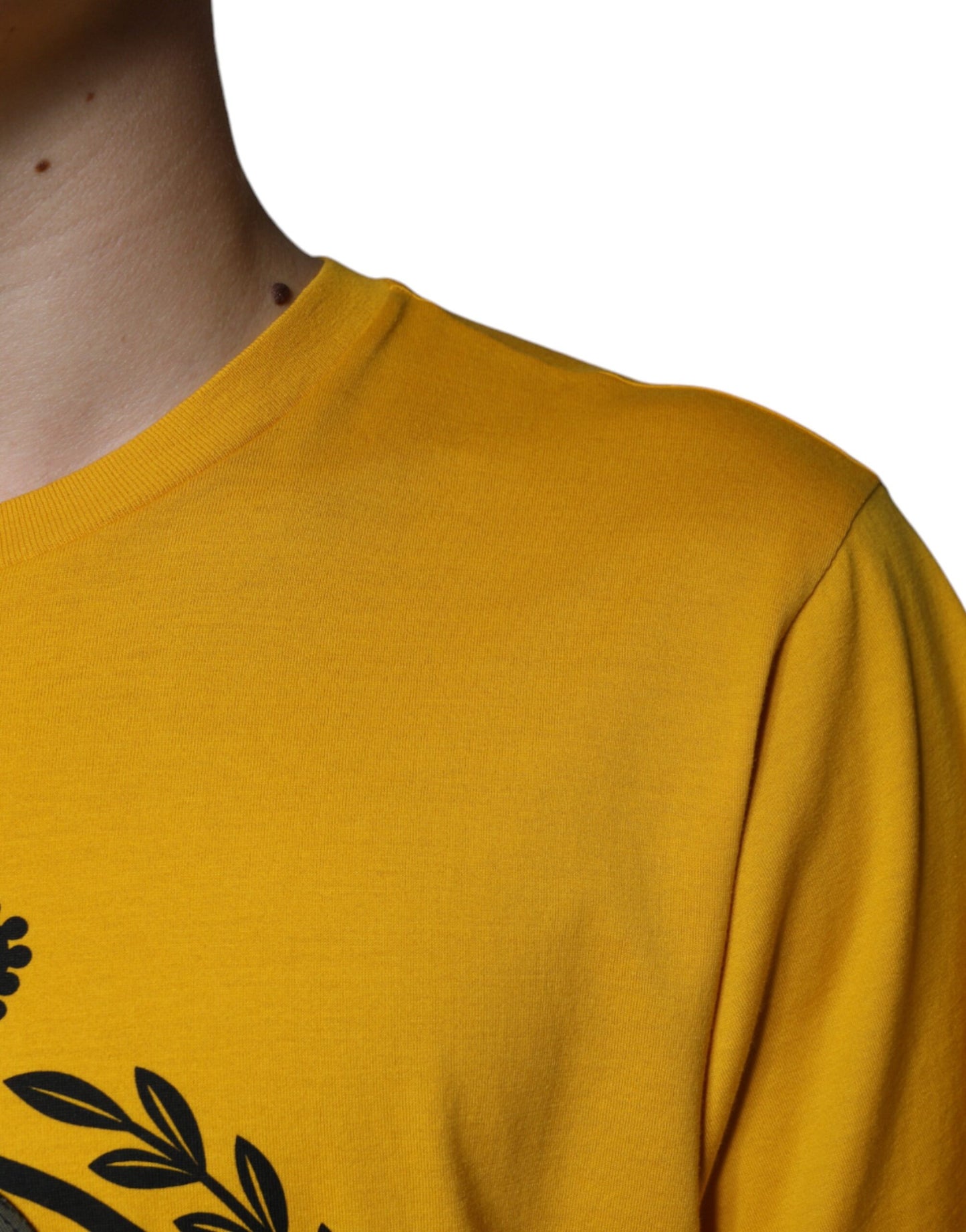 Dolce & Gabbana White Yellow Logo Print Short Sleeve T-shirt by Dolce & Gabbana