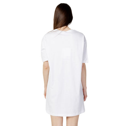 Love Moschino White Cotton Short by Love Moschino