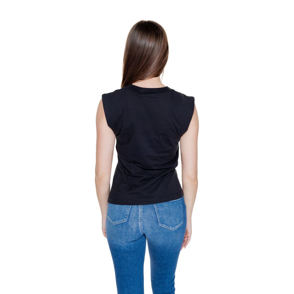 Calvin Klein Jeans Black Cotton T-Shirt by Calvin Klein Jeans