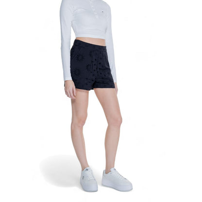 Short en coton noir uniquement