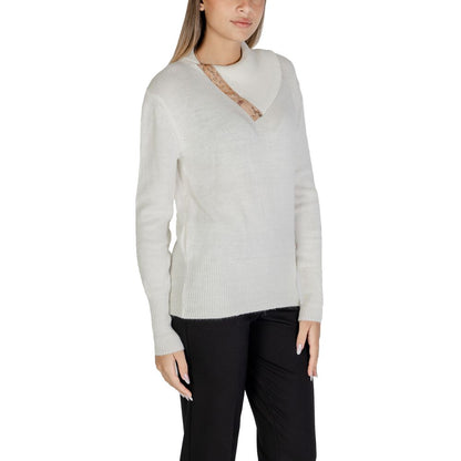 Alviero Martini Prima Classe White Viscose Sweater by Alviero Martini Prima Classe