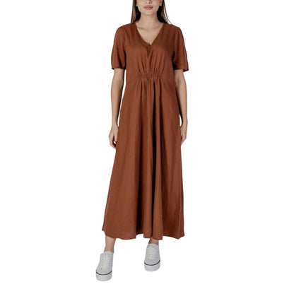 B.Young Brown Linen Long by B.Young