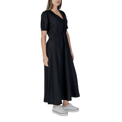 B.Young Black Linen Long by B.Young