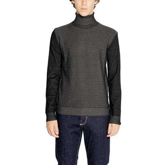 Hamaki-Ho Black Viscose Turtleneck by Hamaki-Ho
