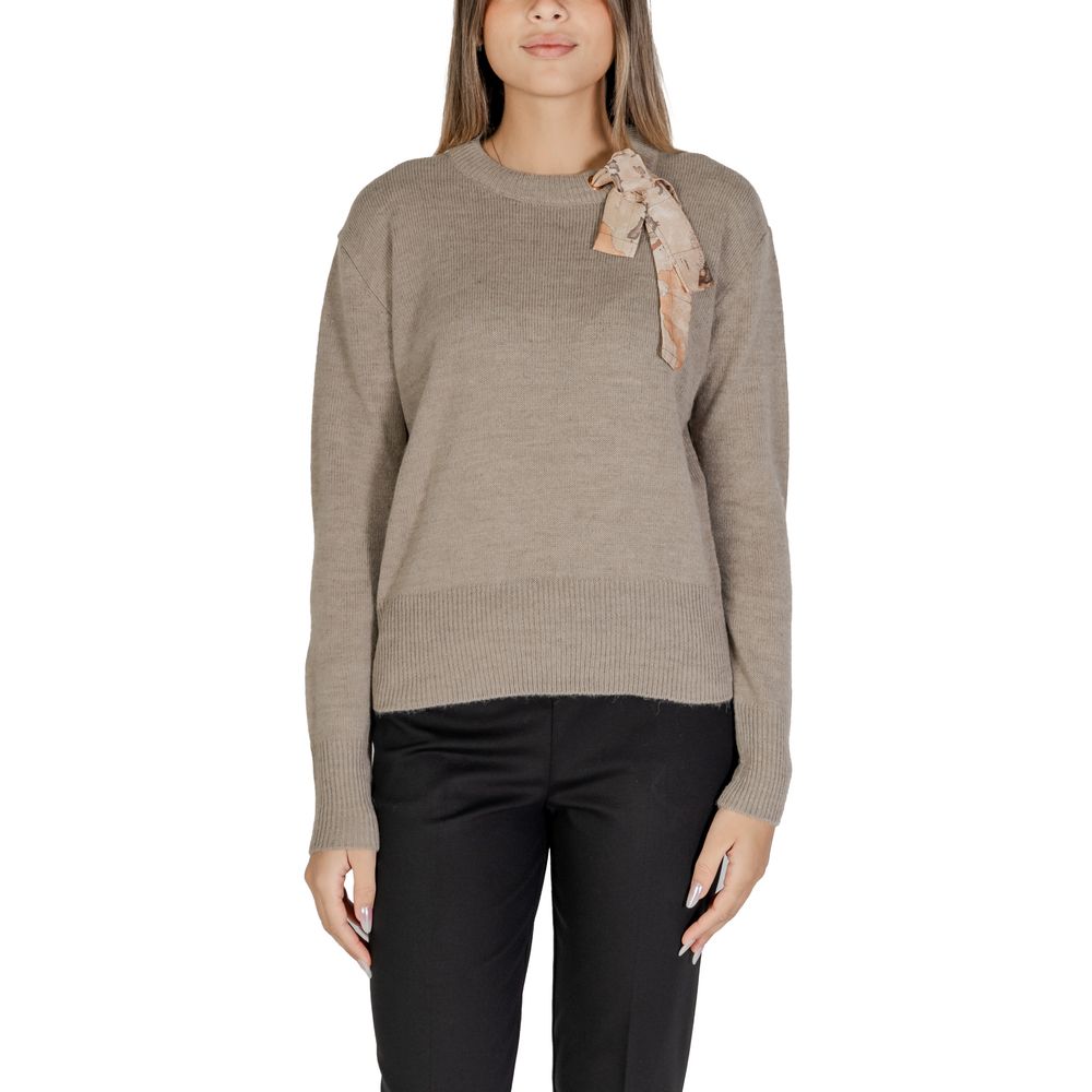Alviero Martini Prima Classe Beige Polyester Sweater by Alviero Martini Prima Classe