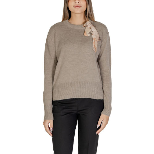 Alviero Martini Prima Classe Beige Polyester Sweater by Alviero Martini Prima Classe