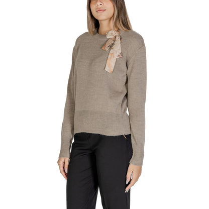 Alviero Martini Prima Classe Beige Polyester Sweater by Alviero Martini Prima Classe