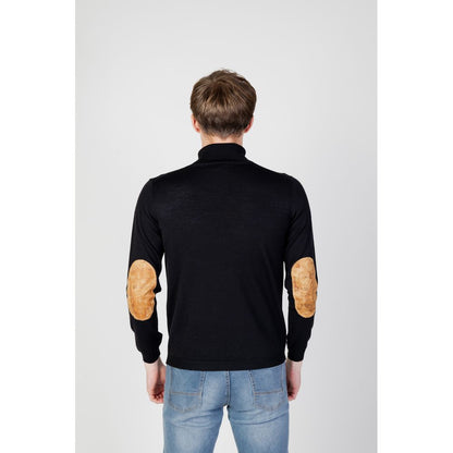 Alviero Martini Prima Classe Black Viscose Turtleneck by Alviero Martini Prima Classe