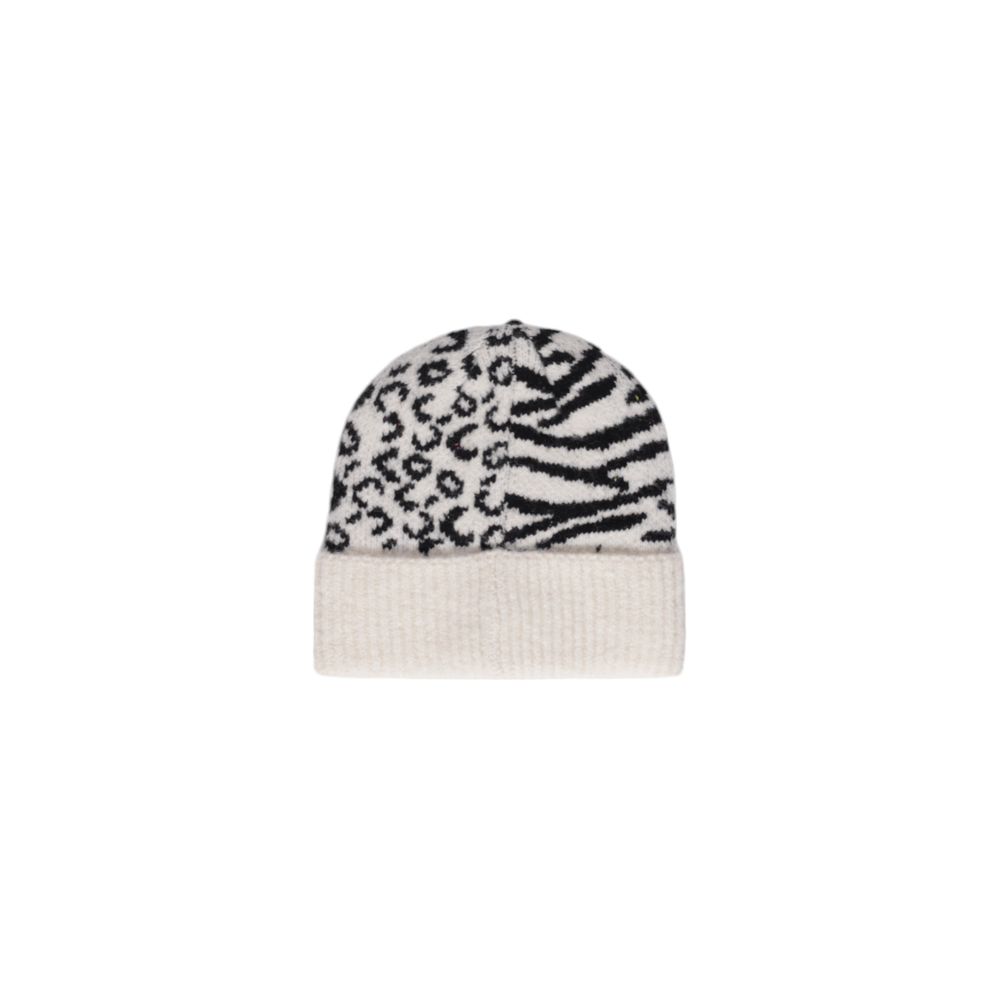 Seul chapeau marabout blanc