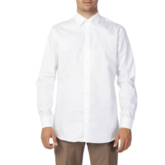 Chemise en coton blanc sélectionnée