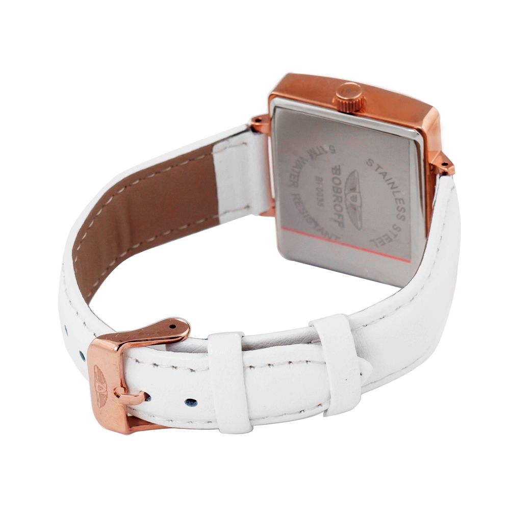 Montre Bobroff en cuir blanc