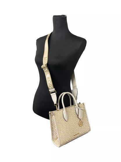 Petit sac fourre-tout à bandoulière zippé Mirella de Michael Kors, couleur crème