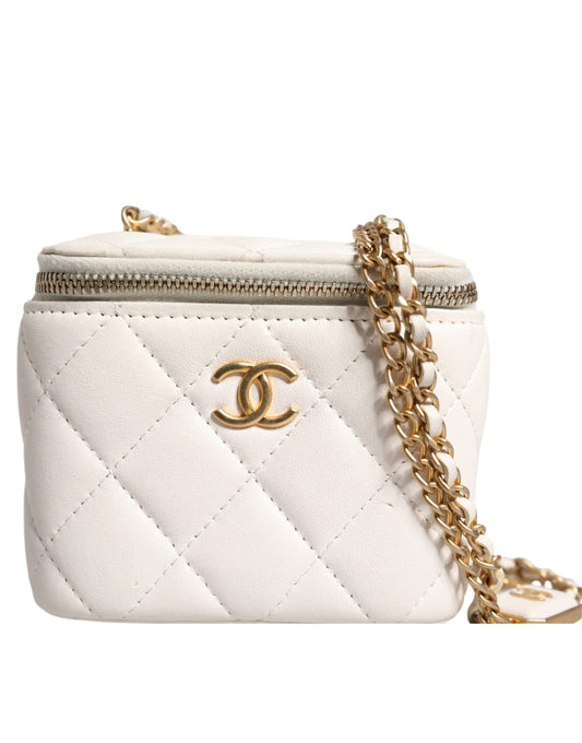 Miroir de courtoisie Chanel en cuir d'agneau matelassé blanc avec chaîne dorée