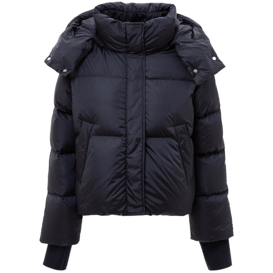 Ajoutez des vestes et un manteau en polyamide bleu