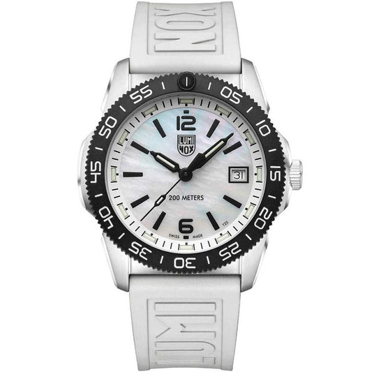 Montre Luminox en caoutchouc blanc