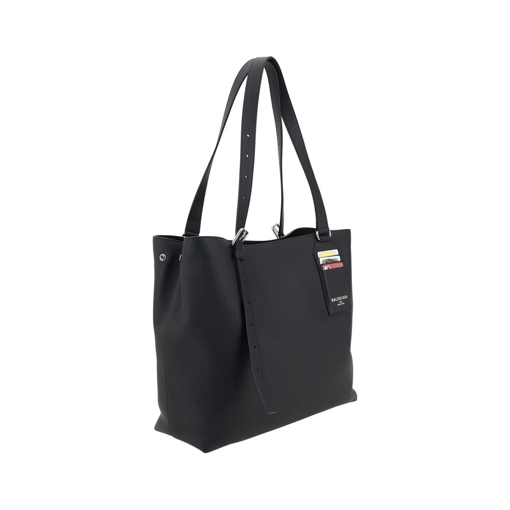 Sac à bandoulière Balenciaga avec détail de carte