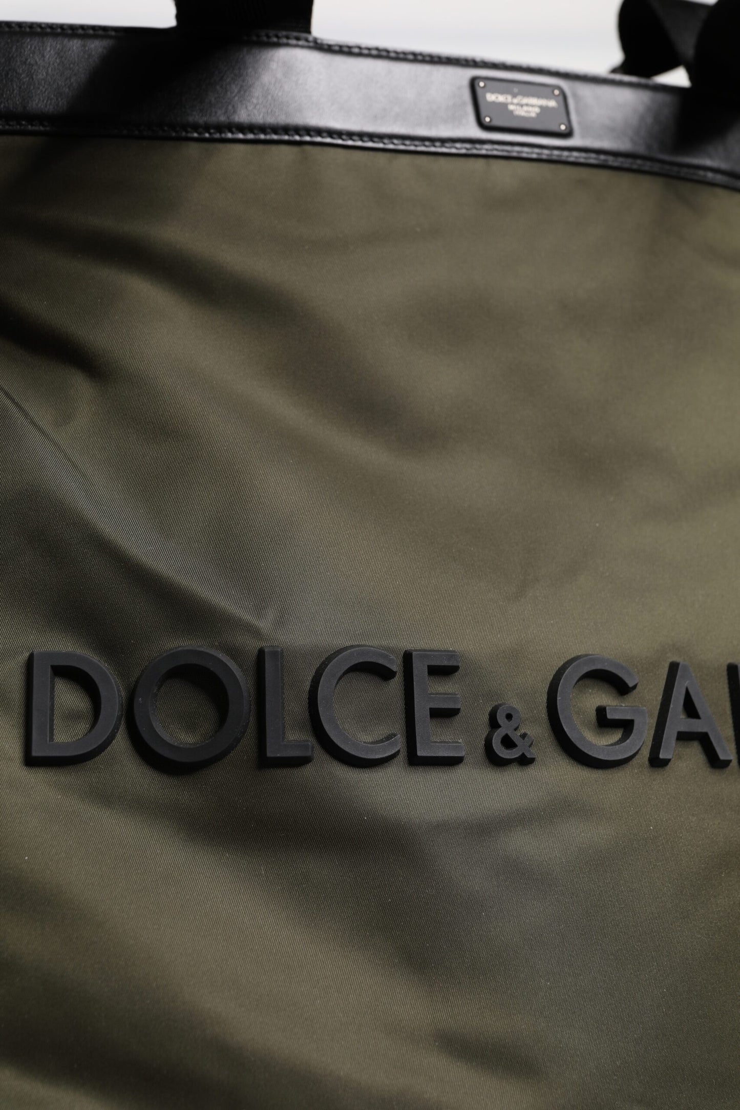 Sac fourre-tout à bandoulière en nylon vert militaire Dolce &amp; Gabbana