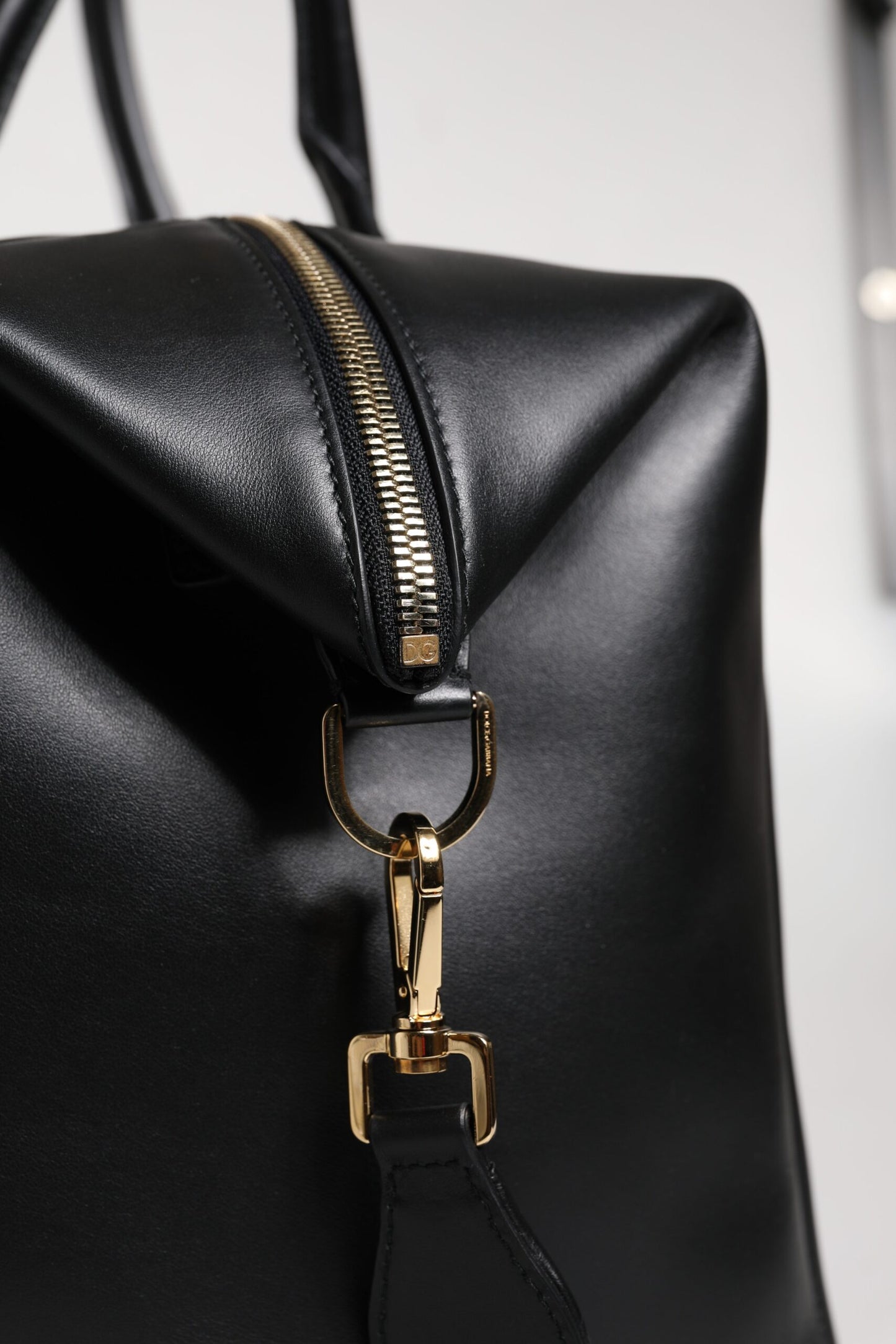 Sac de voyage à bandoulière en cuir de veau noir Dolce &amp; Gabbana