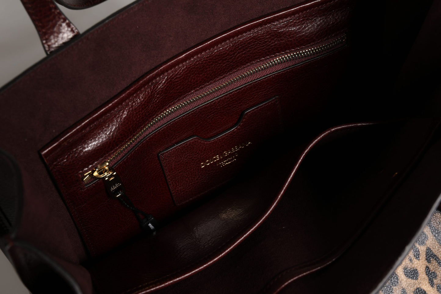 Sac fourre-tout à bandoulière en cuir léopard marron Dolce &amp; Gabbana