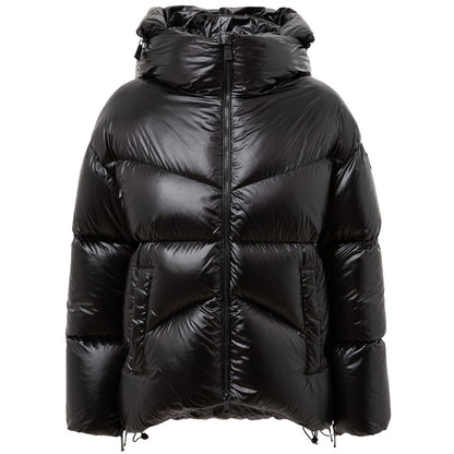 Ajoutez des vestes et des manteaux en polyamide noir